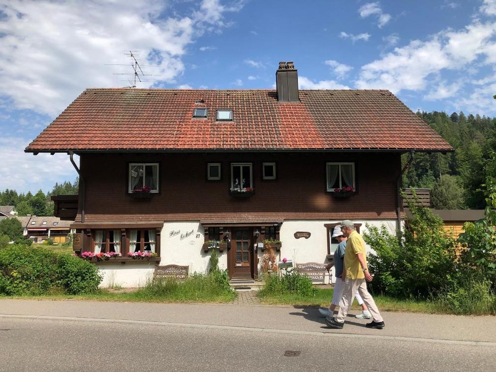 Gaestehaus Lickert Familie Dreher Hinterzarten Exteriör bild